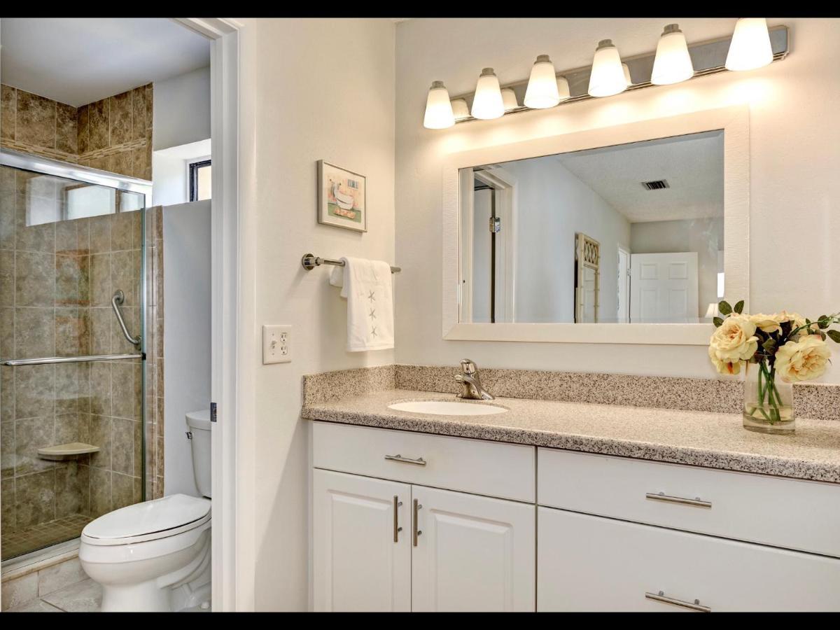 Luxury Waterfront Views - Heated Pool - 1400Sf Duplex - Minutes To The Beach Siesta Key Eksteriør bilde